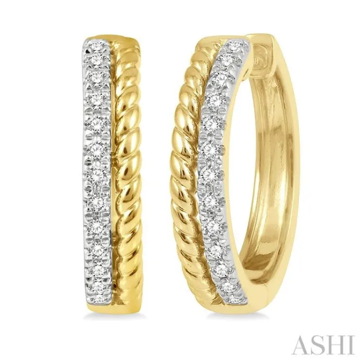 1/4 Ctw Rope Bead & Round Cut Diamond Hoop Earrings in 14K Yellow Gold