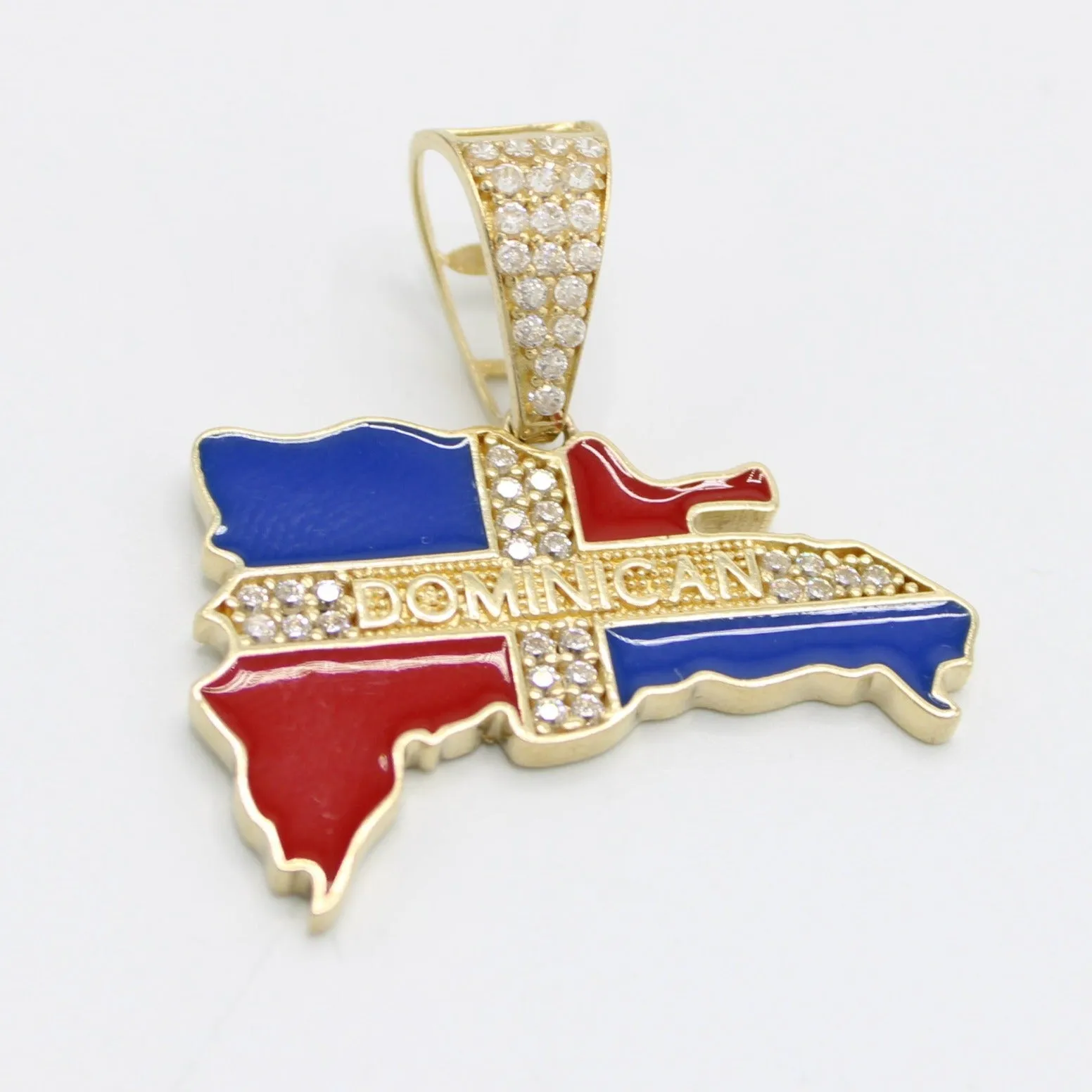 14K Dominican Map with Flag Cz Stones Yellow Gold