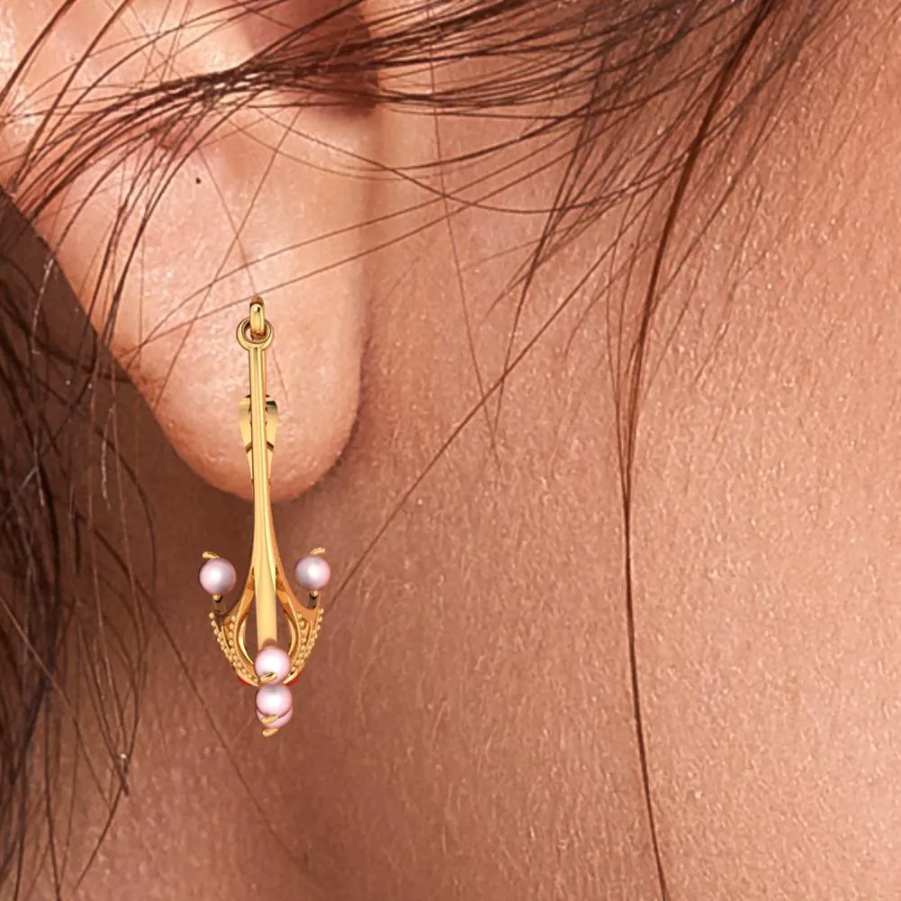 18k Delicate Gold Earrings With Distinct Design