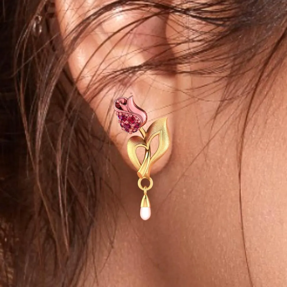 18k Gold Earrings With A Yellow Flower Design