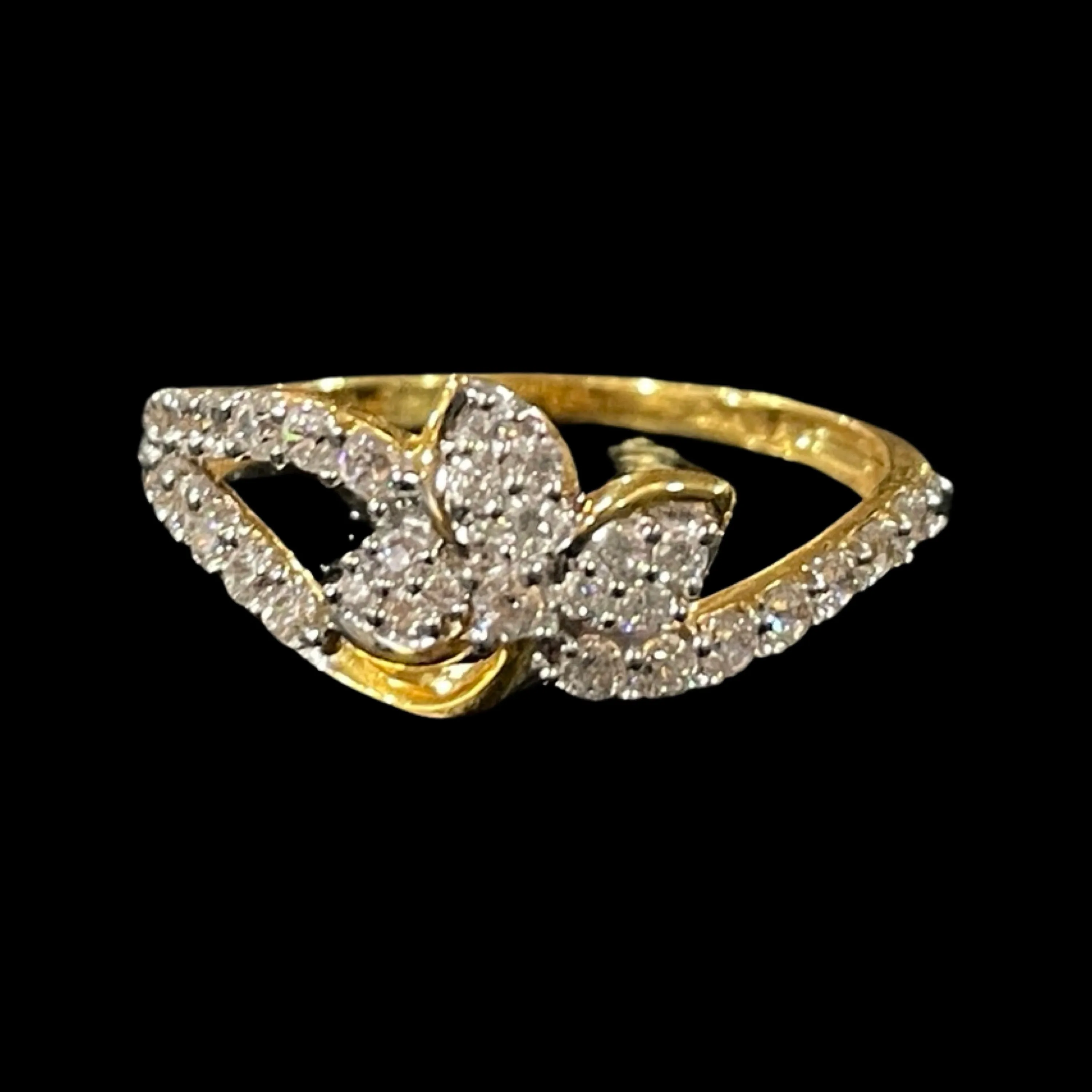 750 Eighteen Karat (18 KT) White Cubic Zirconia Ring- Style#02