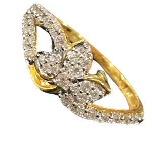 750 Eighteen Karat (18 KT) White Cubic Zirconia Ring- Style#02