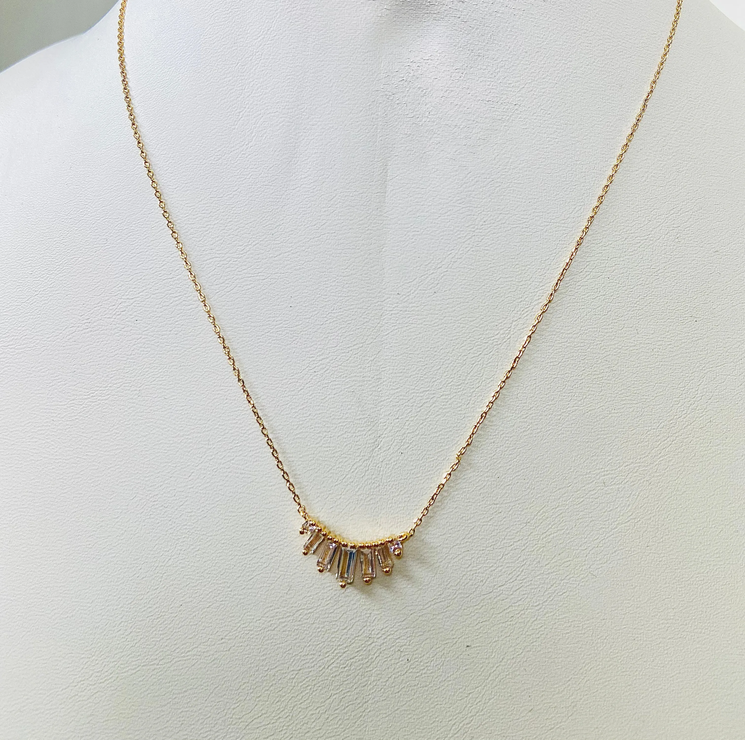 Aero Baguette Pendant Necklace 14k Gold