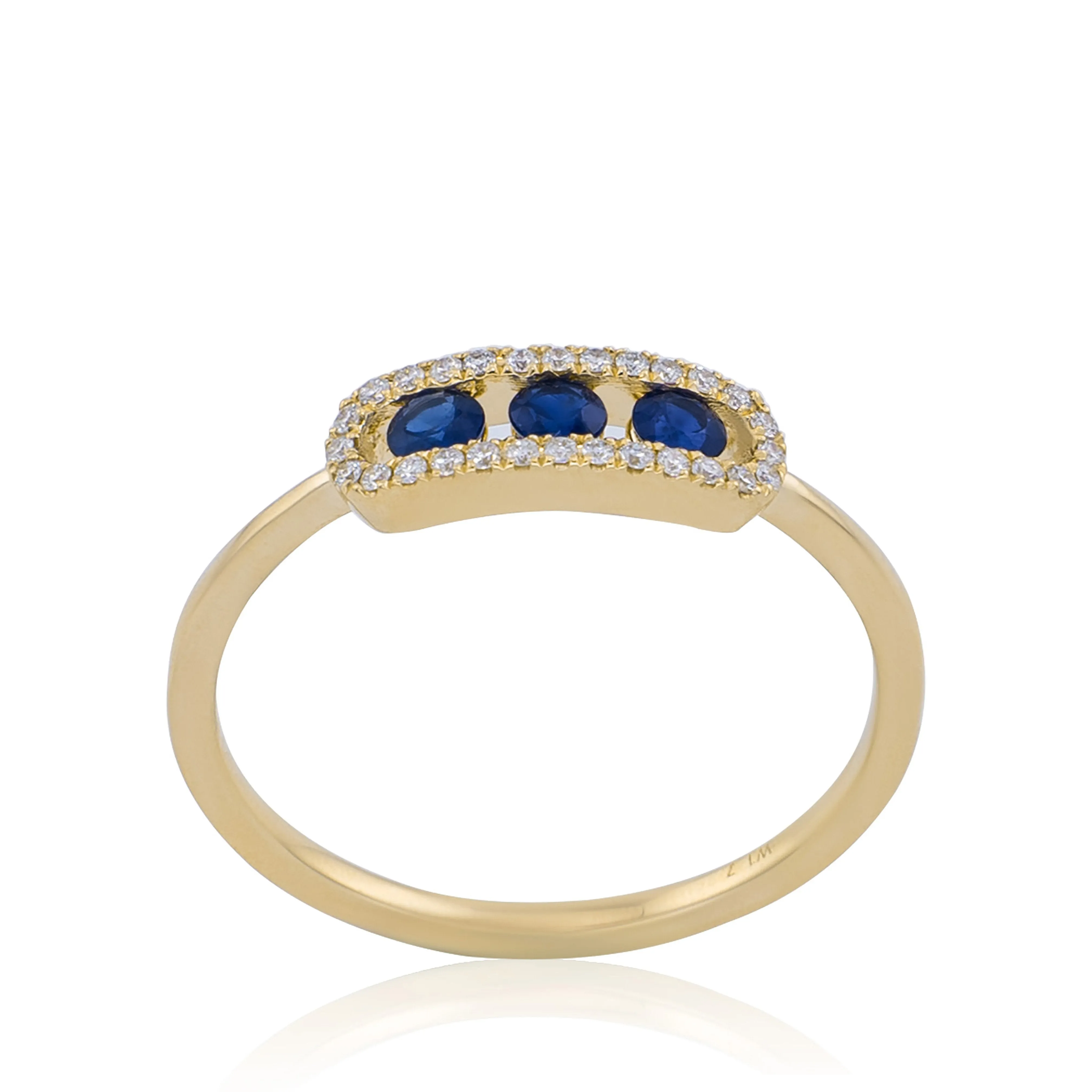 BLUE SAPPHIRE AND DIAMOND RING