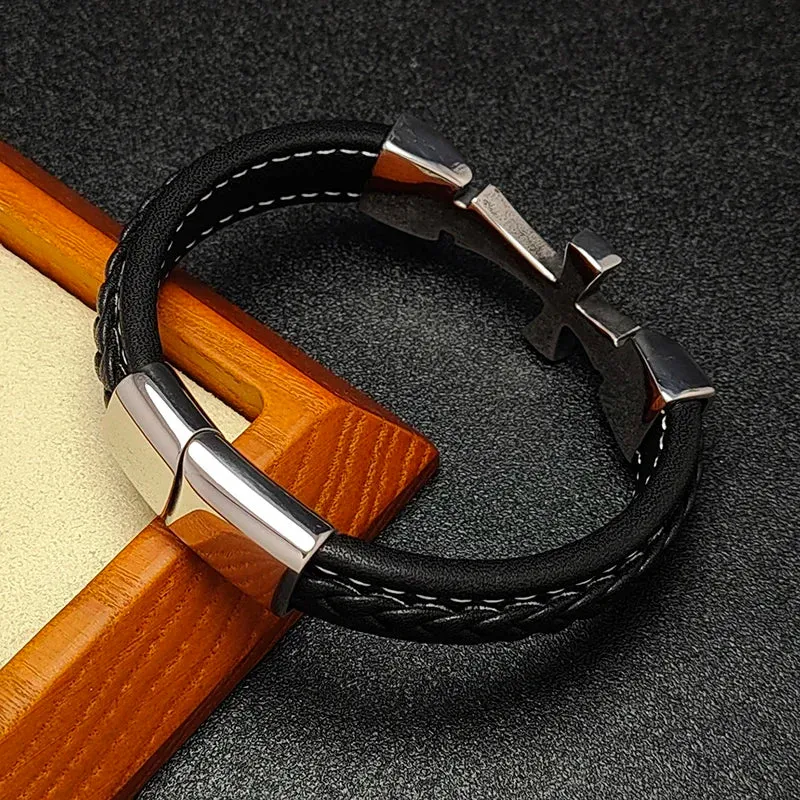 Cross casual leather bracelet