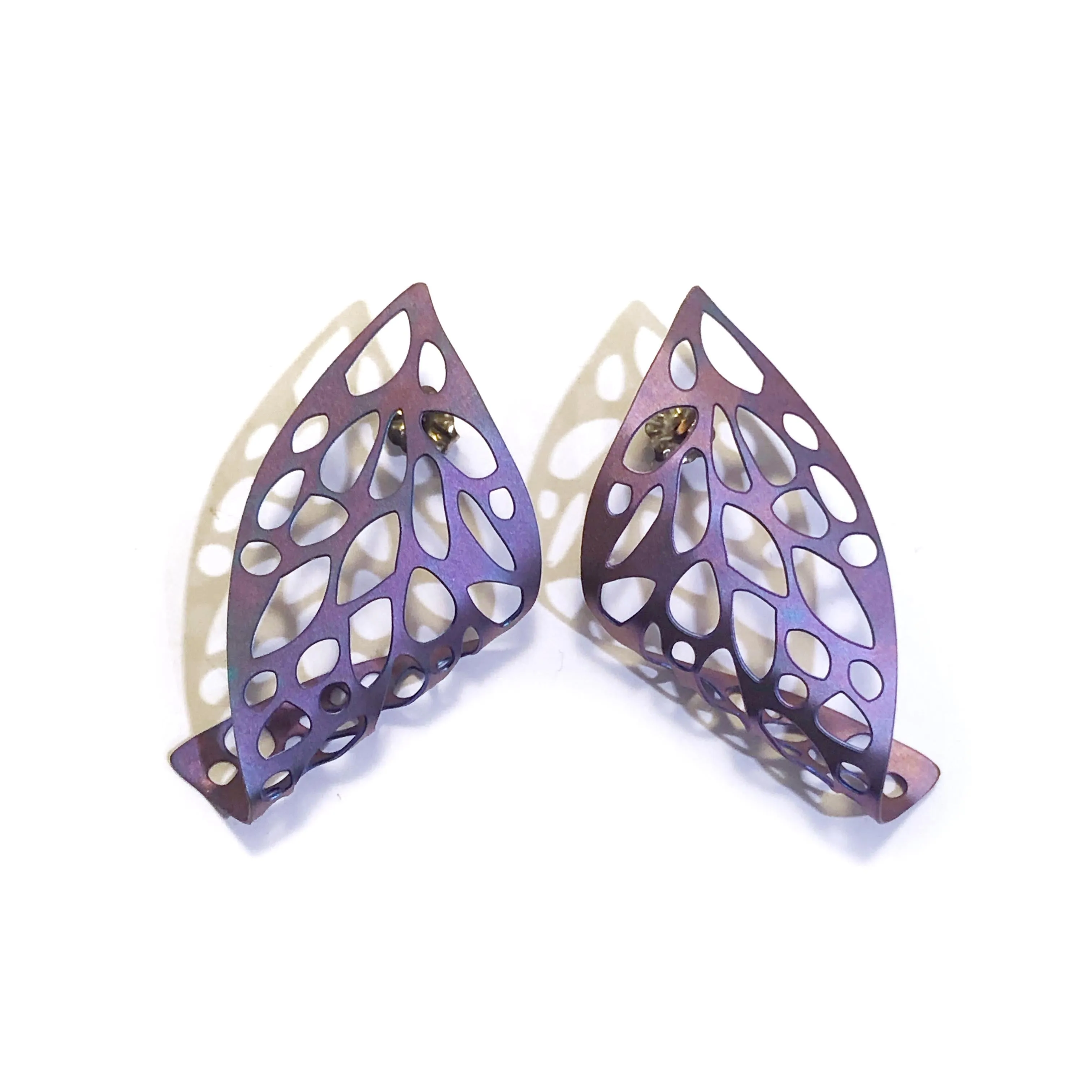 Curled Leaf Skeleton Stud Earrings - Violet