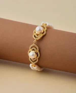 Elegant and classy Pearl Bracelet