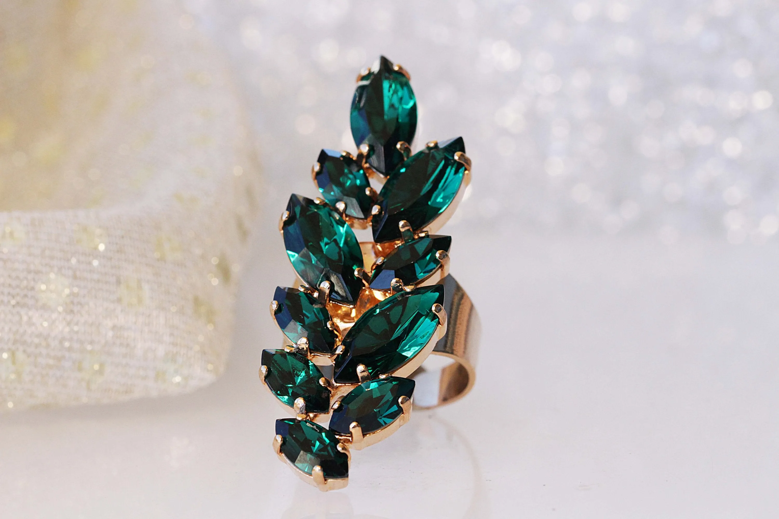 EMERALD RING