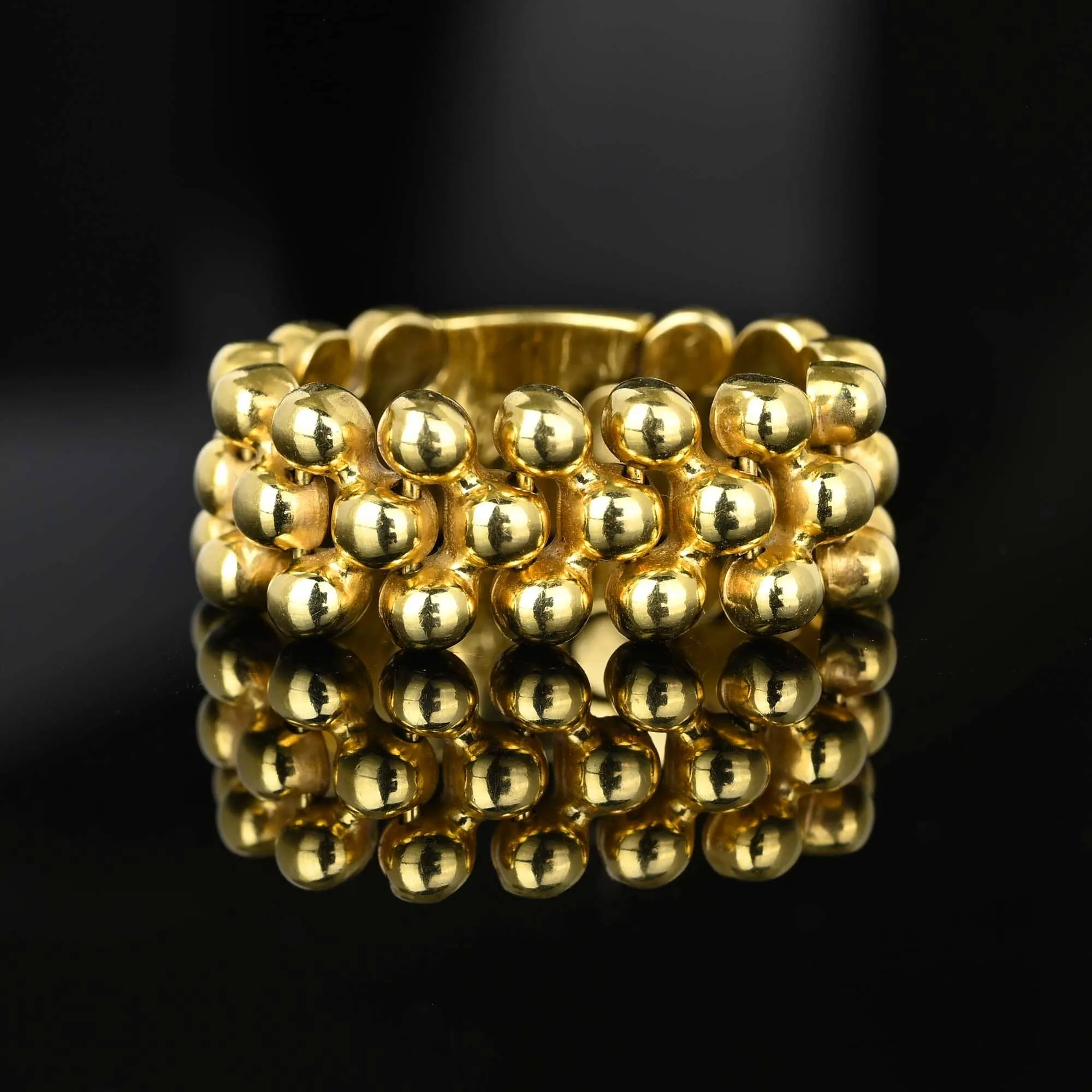 Flexible Link 14K Gold Buckle Caviar Ring Band