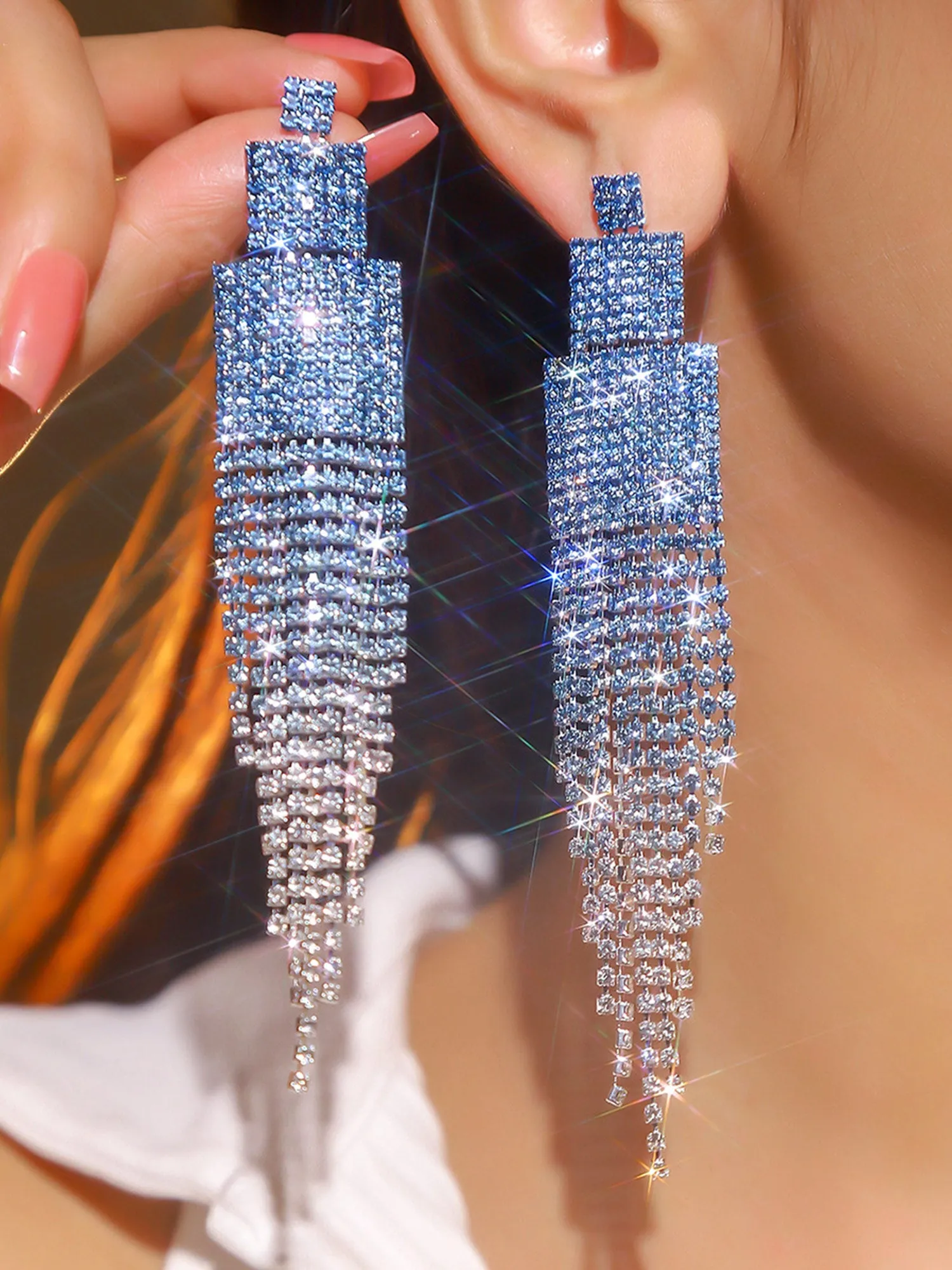 Geometric Tassel Rarrings with Diamonds