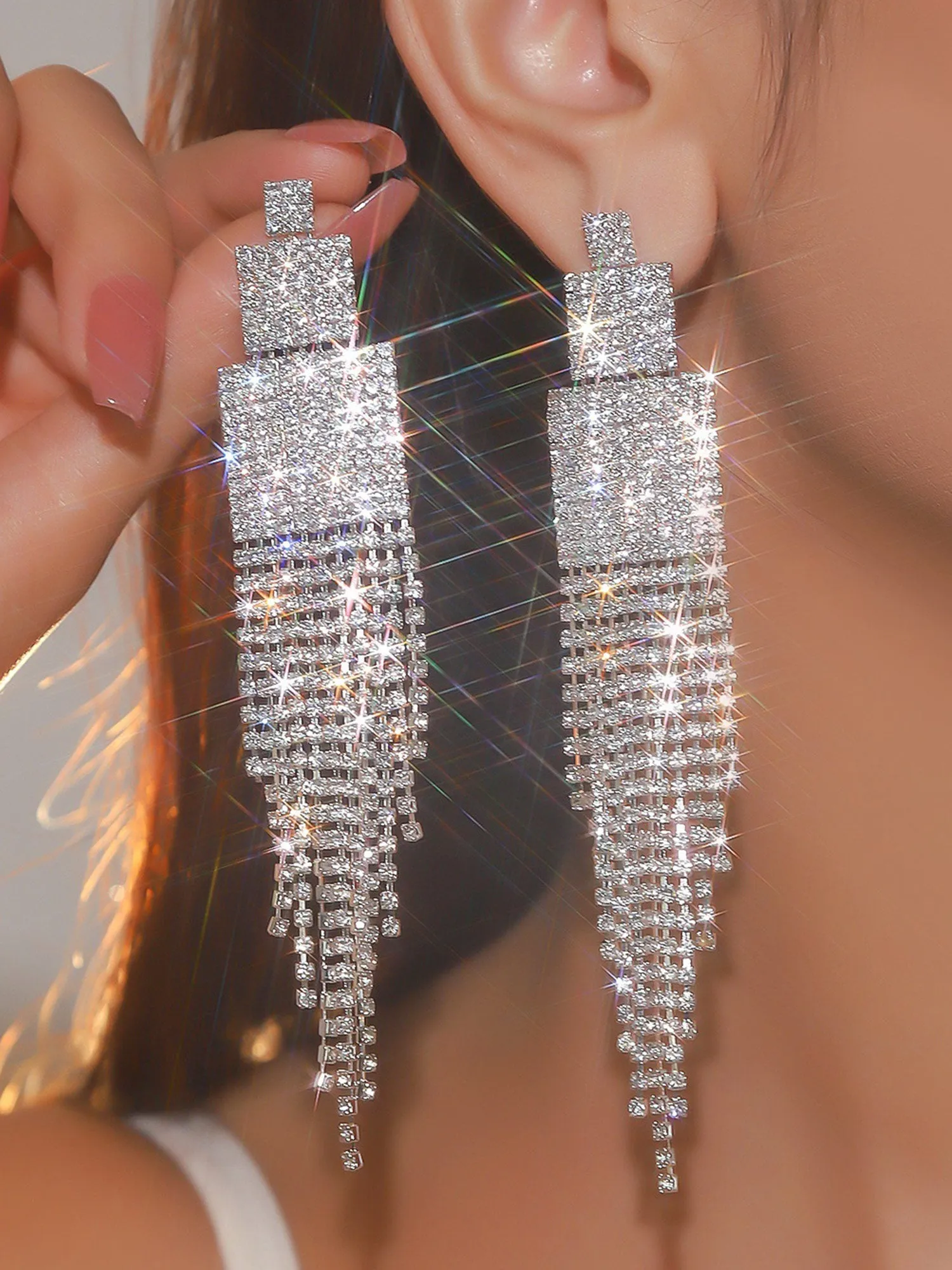 Geometric Tassel Rarrings with Diamonds