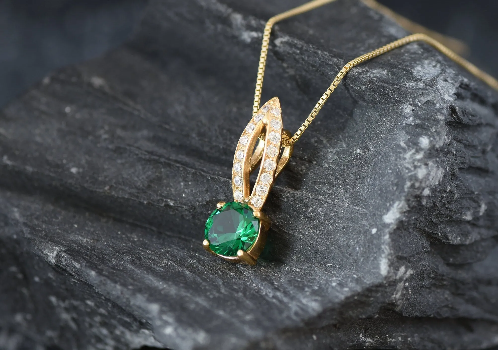 Gold Emerald Pendant - Vintage Emerald Necklace, Green Emerald Pendant