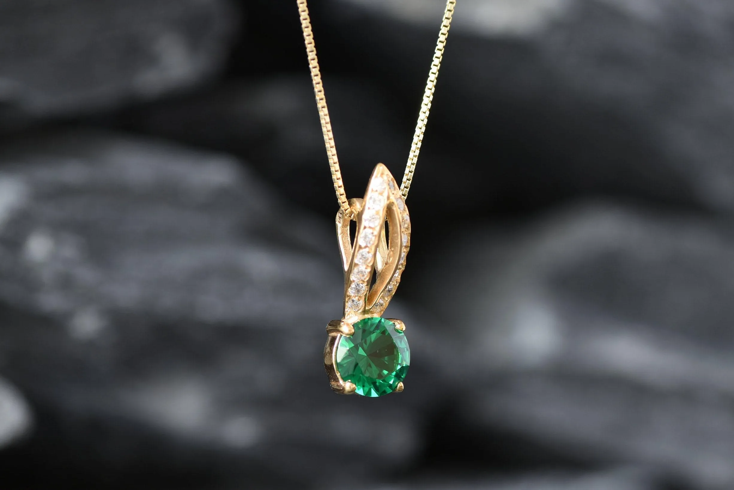 Gold Emerald Pendant - Vintage Emerald Necklace, Green Emerald Pendant