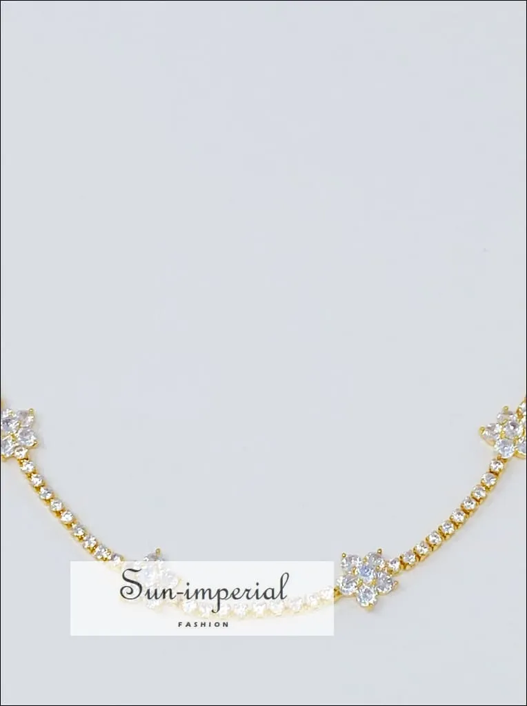 Gold Plated Shiny Flower Necklace