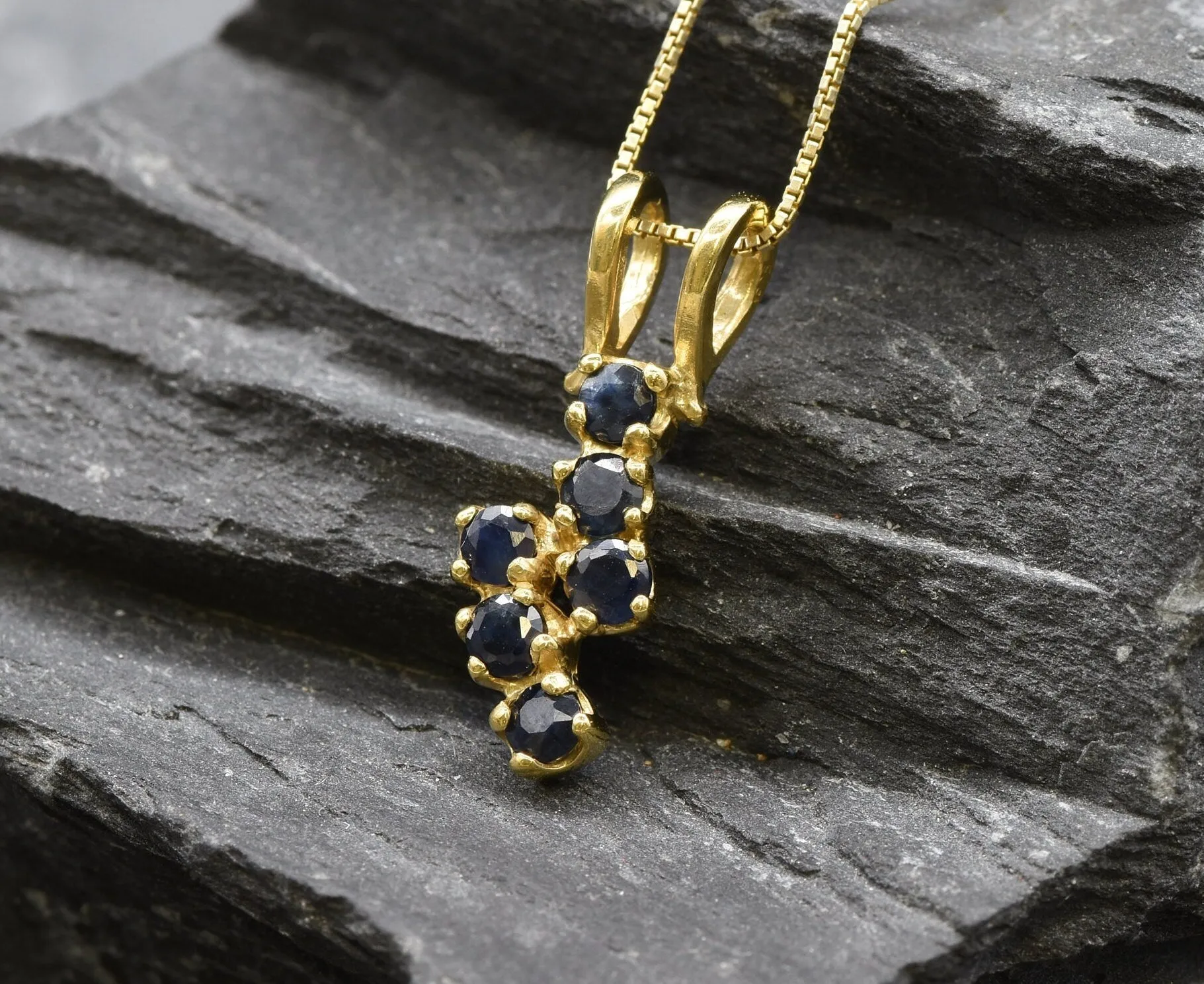 Gold Sapphire Pendant - Natural Sapphire Necklace, Blue Flash Pendant