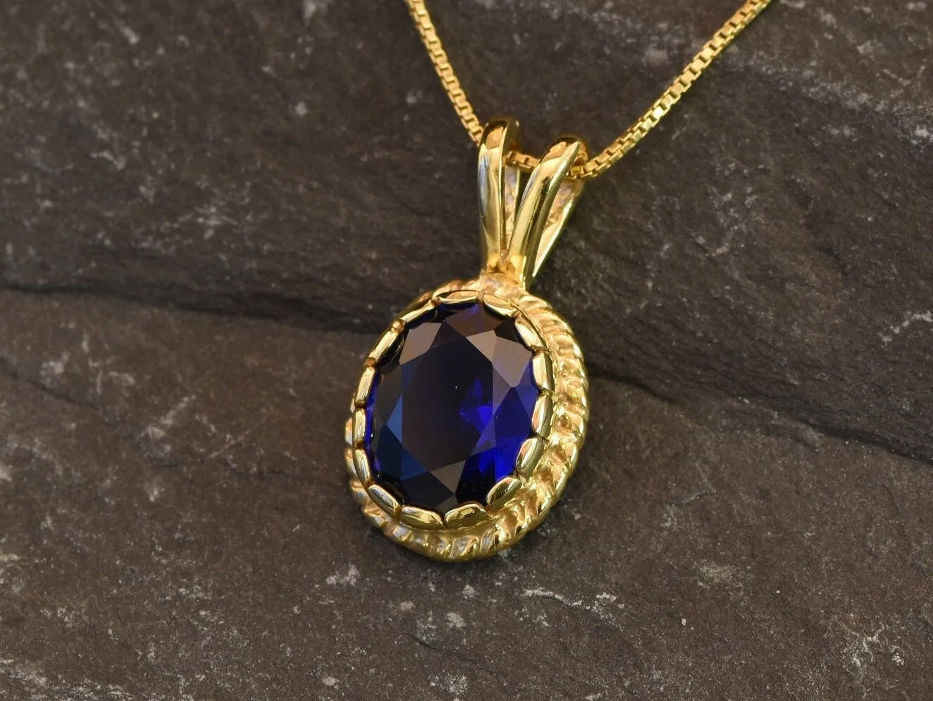 Gold Sapphire Pendant - Vintage Sapphire Necklace, Blue Oval Pendant