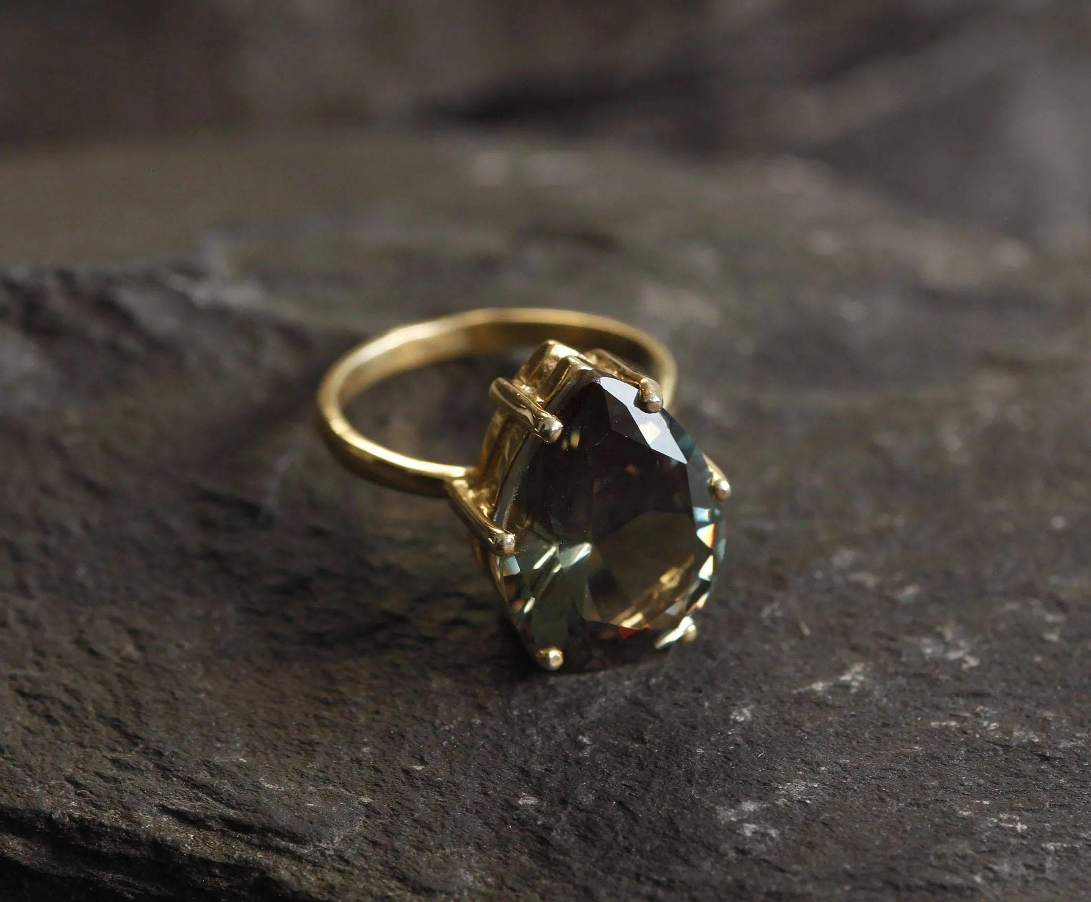 Green Diamond Gold Ring - Teardrop Ring, Statement Ring, Teardrop Gold Ring