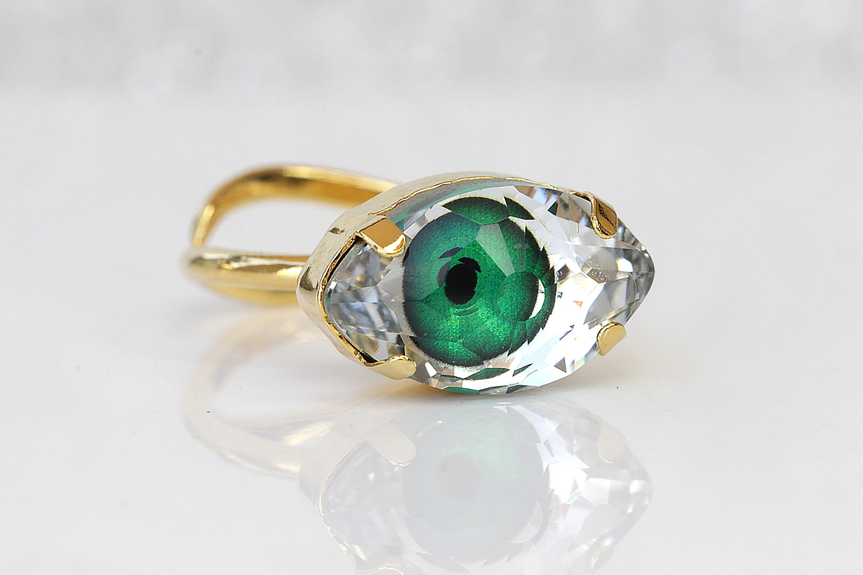 GREEN EYE RING