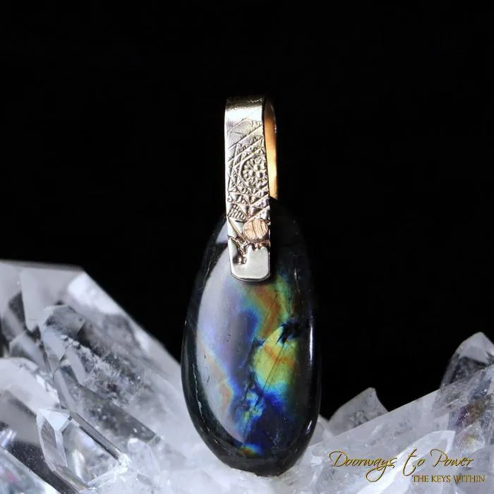 Magical Labradorite Light Language Pendant 14k