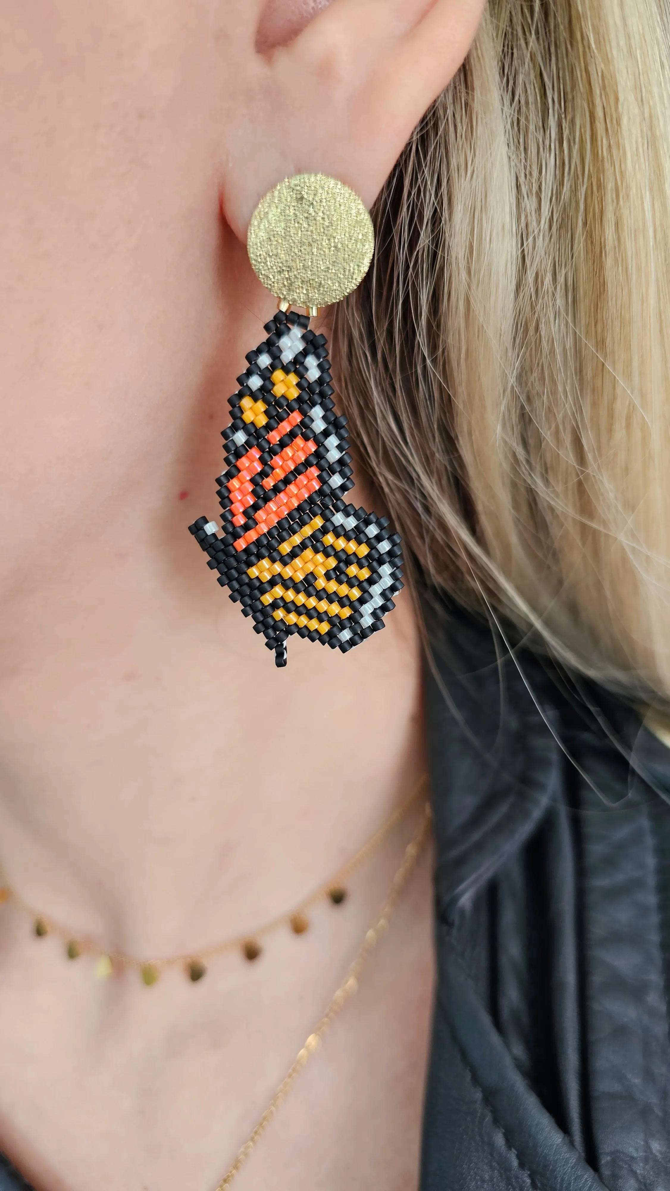 Monarch wings beaded earrings