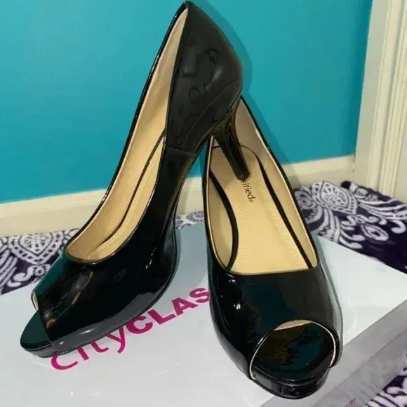 New Black Shiny Cityclassified Short Peep Toe Pumps‎ Size 7.5. Women's Fashion.