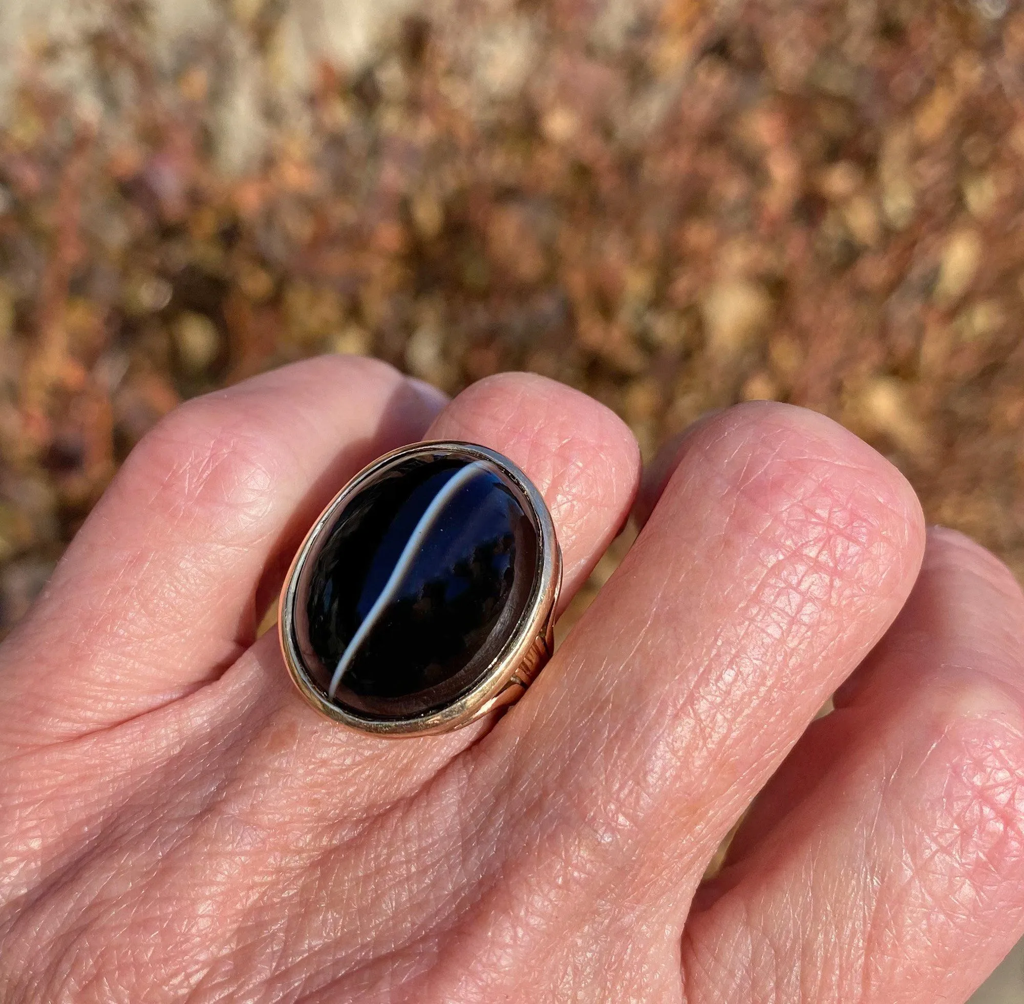 ON HOLD Victorian 14K Gold Banded Agate Cabochon Ring