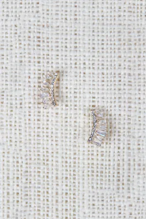 Rhinestone-Encrusted Modern Wing Earring