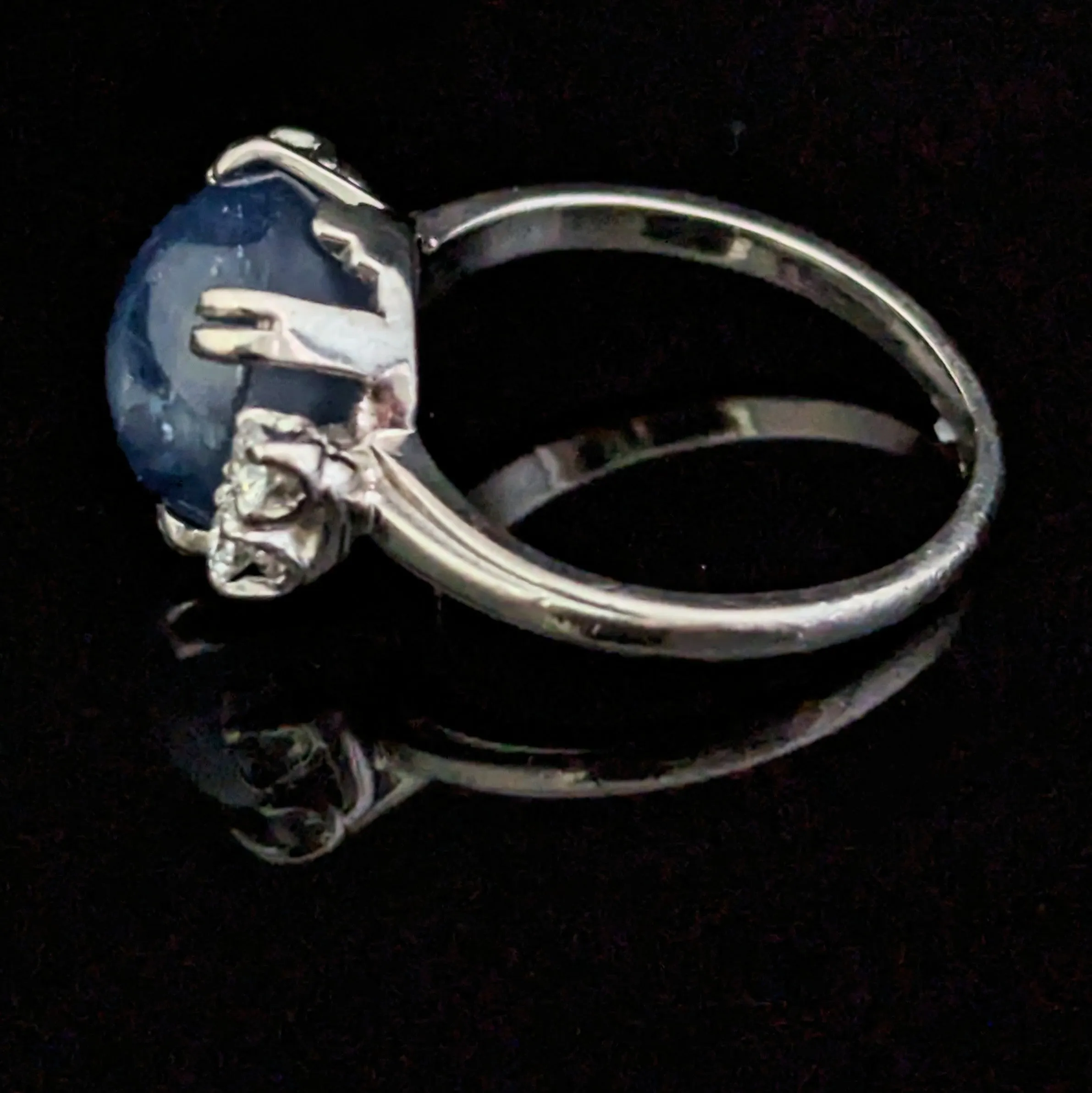 The Meredith - 1950s GIA Unheated 6ct Star Sapphire Diamonds Palladium Ring