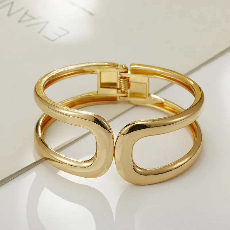 Trendy Hollow Bracelet Double Ring Zinc Alloy Women's Exaggerated Style Jewelry