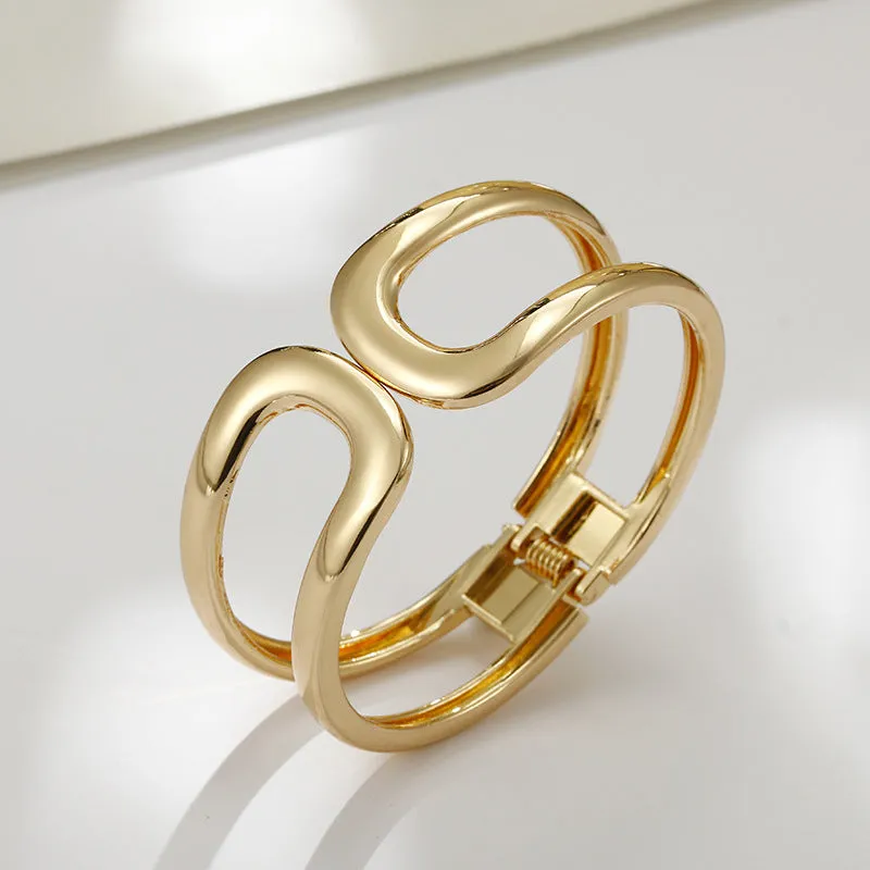 Trendy Hollow Bracelet Double Ring Zinc Alloy Women's Exaggerated Style Jewelry