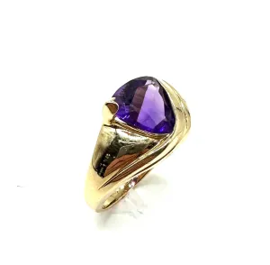 Trillion Cut Amethyst Ring