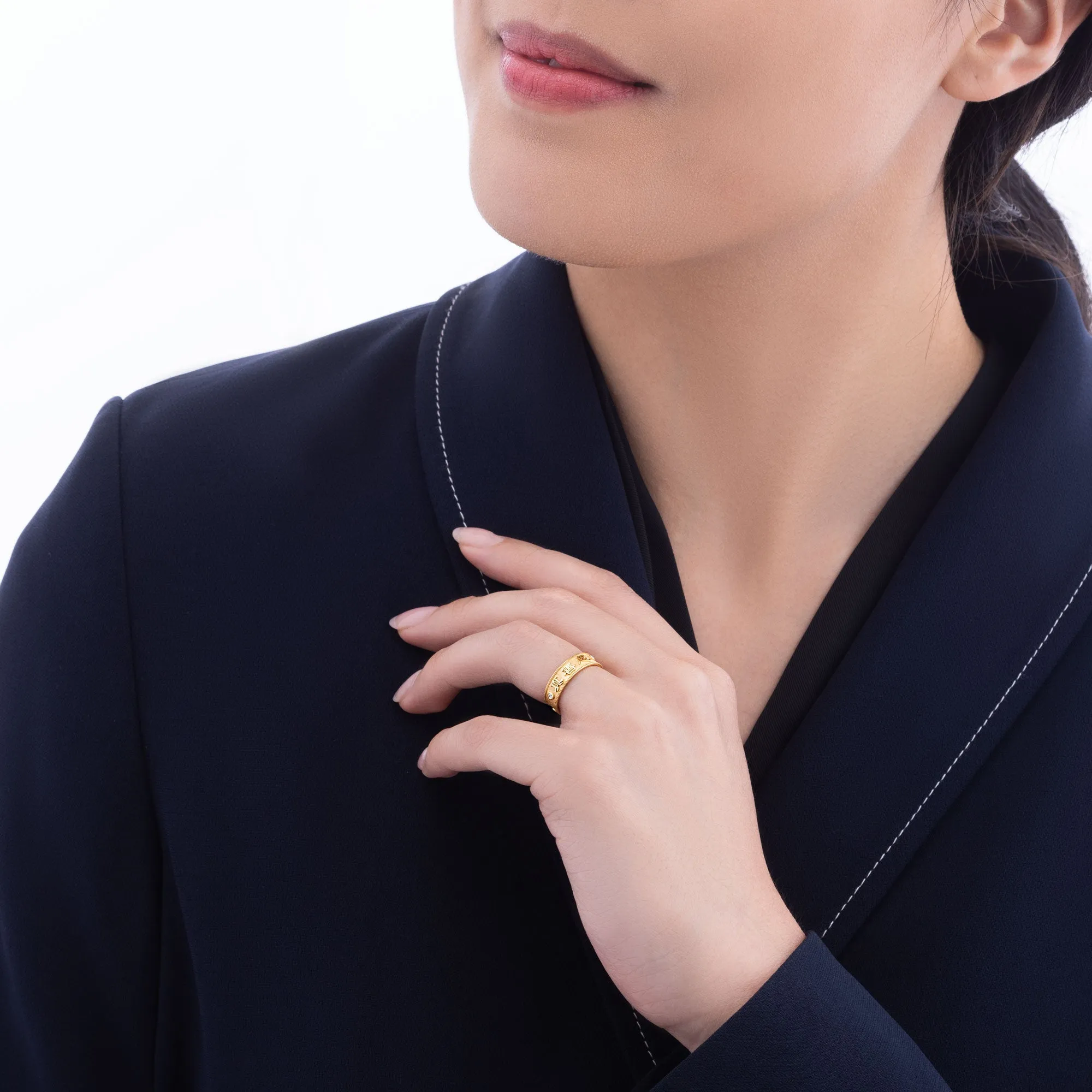 Zhen Shan Ren Timeless Elegance Ring 18kt Yellow Gold, 5mm wide